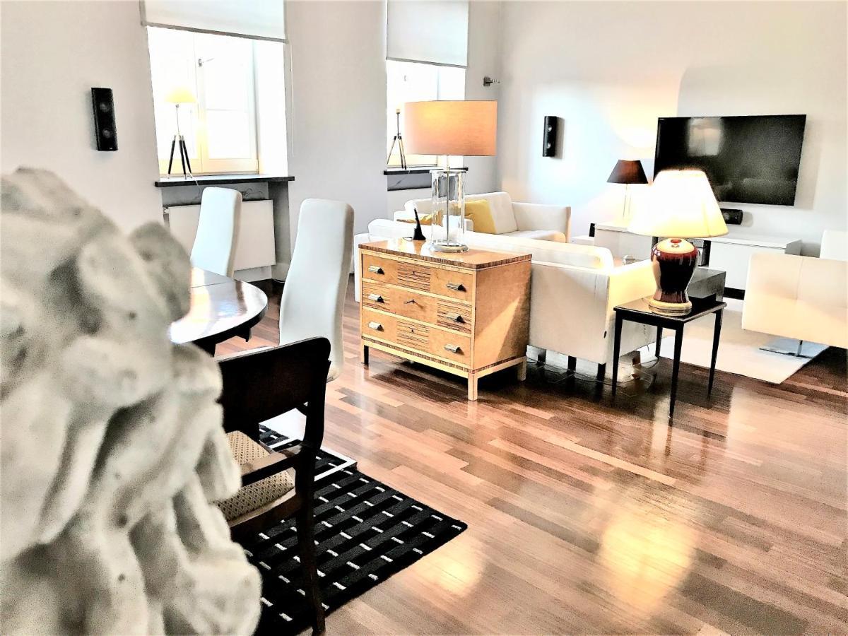 Mondrian Luxury Suites & Apartments Old Town Варшава Экстерьер фото