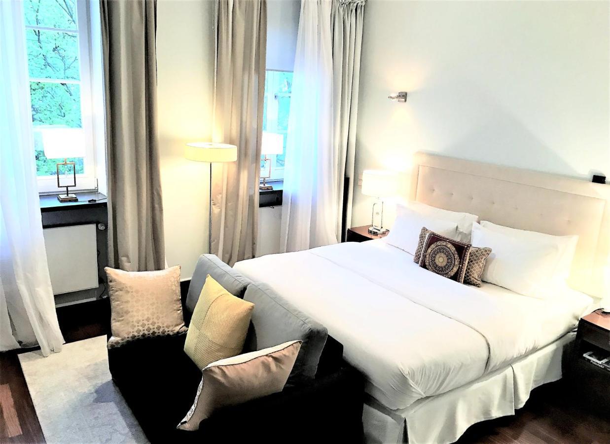 Mondrian Luxury Suites & Apartments Old Town Варшава Экстерьер фото