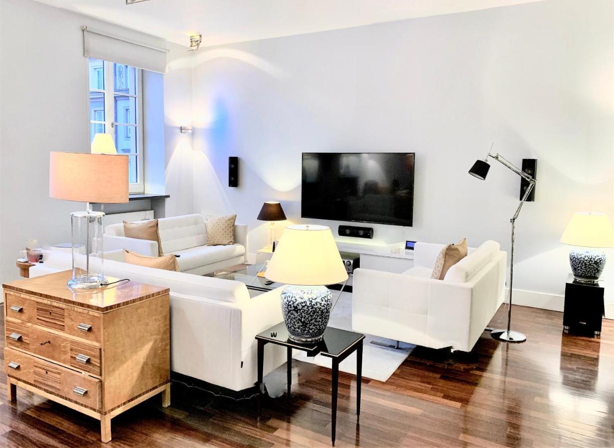 Mondrian Luxury Suites & Apartments Old Town Варшава Экстерьер фото