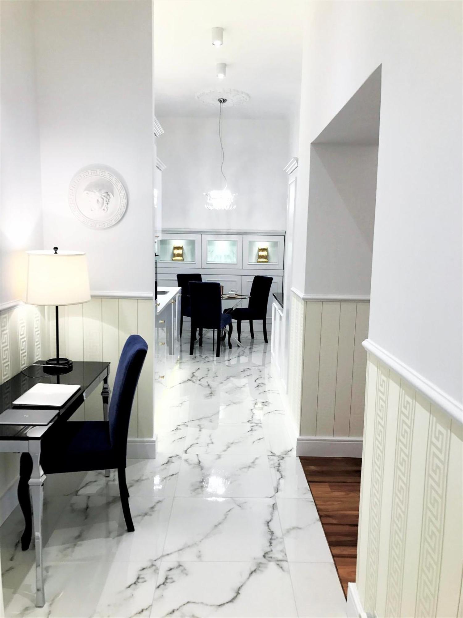 Mondrian Luxury Suites & Apartments Old Town Варшава Номер фото